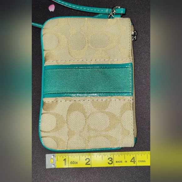Coach Wristlet, Teal Green - Picture 6 of 9